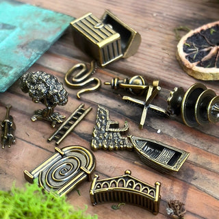 The Traveler's Bag Micromancy Trinkets James R. Eads 