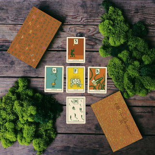 Green Glyphs Runes Deck James R. Eads